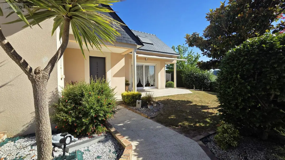 Maison a vendre Noyal-sur-Vilaine 35530 Ille-et-Vilaine 35 124 m2 5 pièces 373000 euros 019/5609 MCB 001