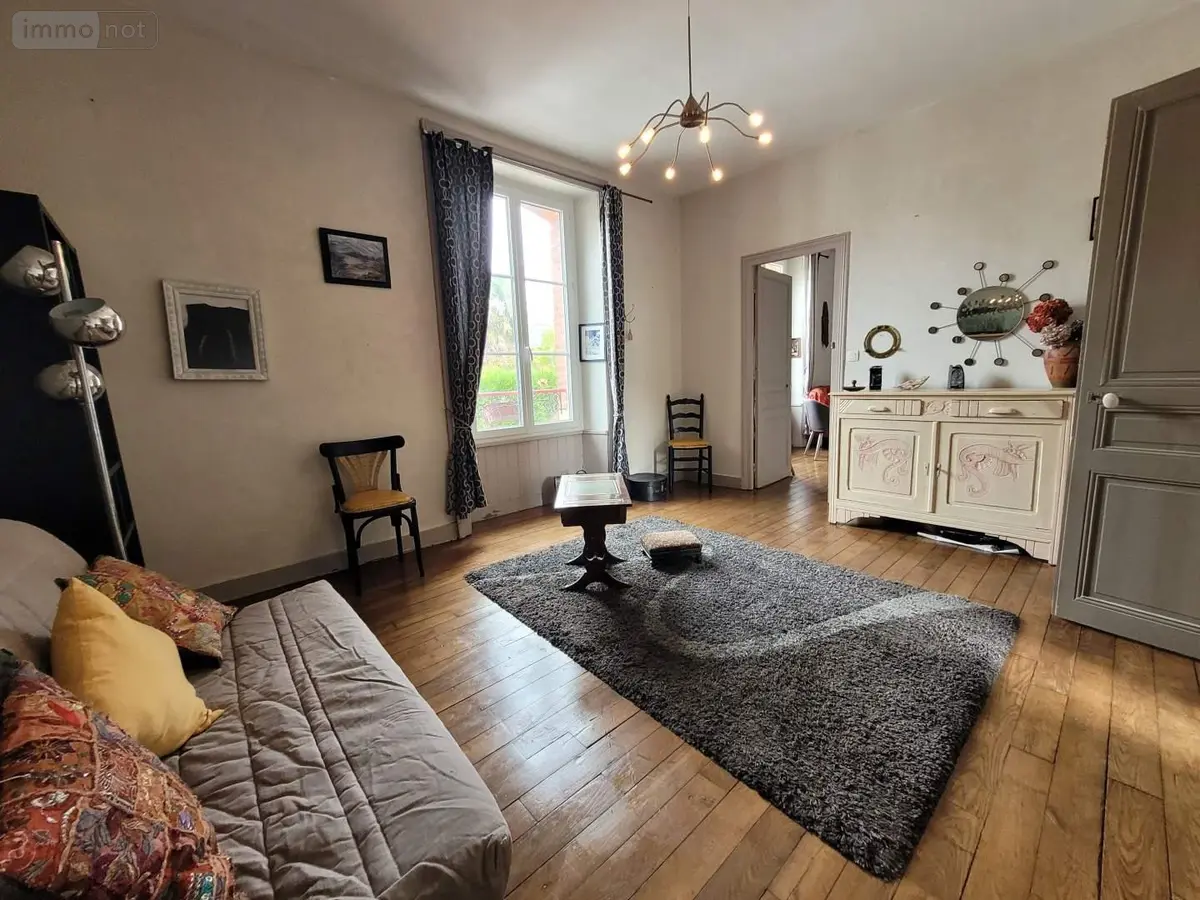Appartement a vendre Rennes 35000 Ille-et-Vilaine 35 57 m2 3 pièces 239300 euros 019/5650 JLL 001