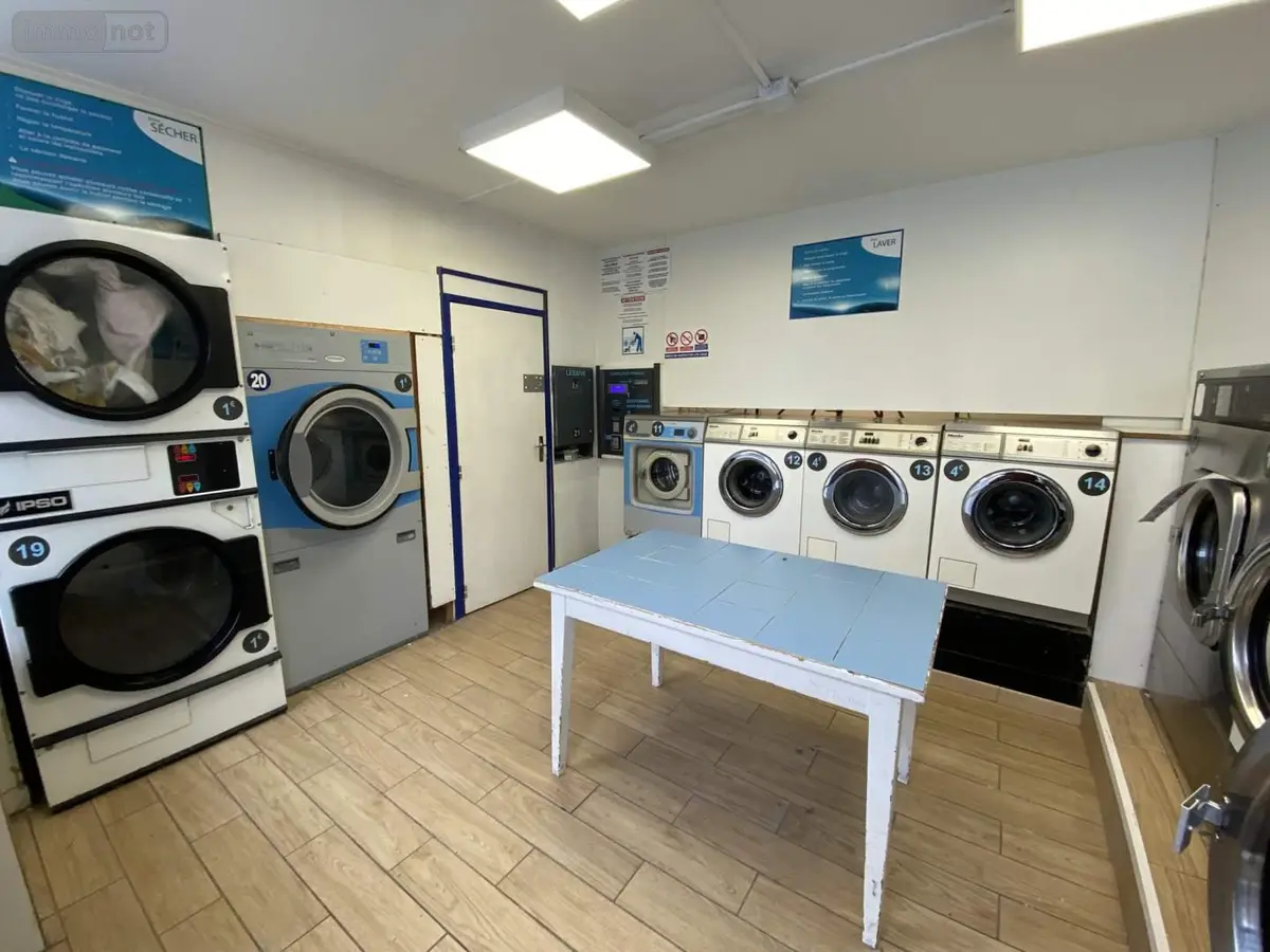 Fonds et murs commerciaux a vendre Fougères 35300 Ille-et-Vilaine 35 36 m2 1 pièce 46782 euros 037/1906 001