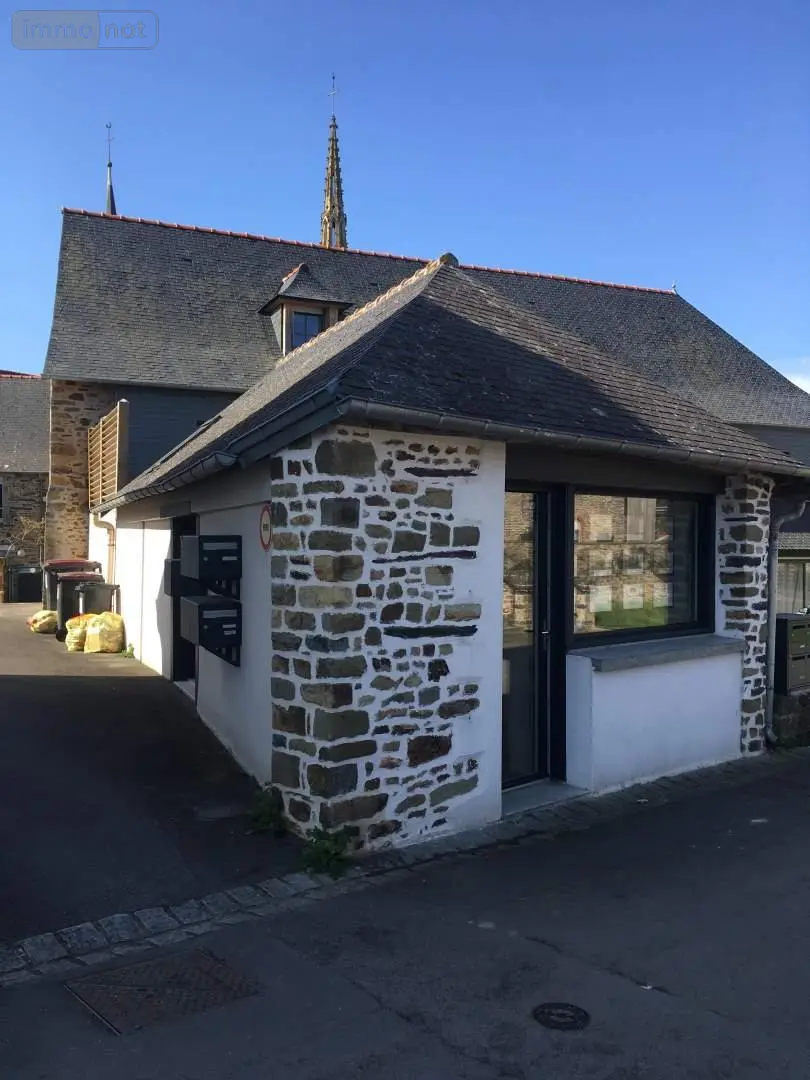 Location fonds et murs commerciaux Piré-Chancé 35150 Ille-et-Vilaine 35 27 m2 1 pièce 400 euros 134/4239 001