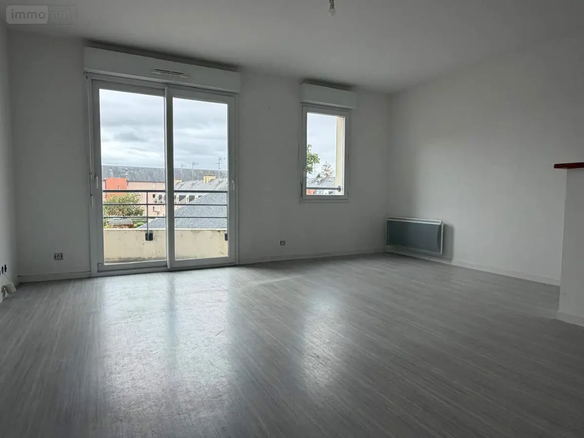 Location appartement Bain-de-Bretagne 35470 Ille-et-Vilaine 35 54 m2 3 pièces 680 euros 136/5296 001