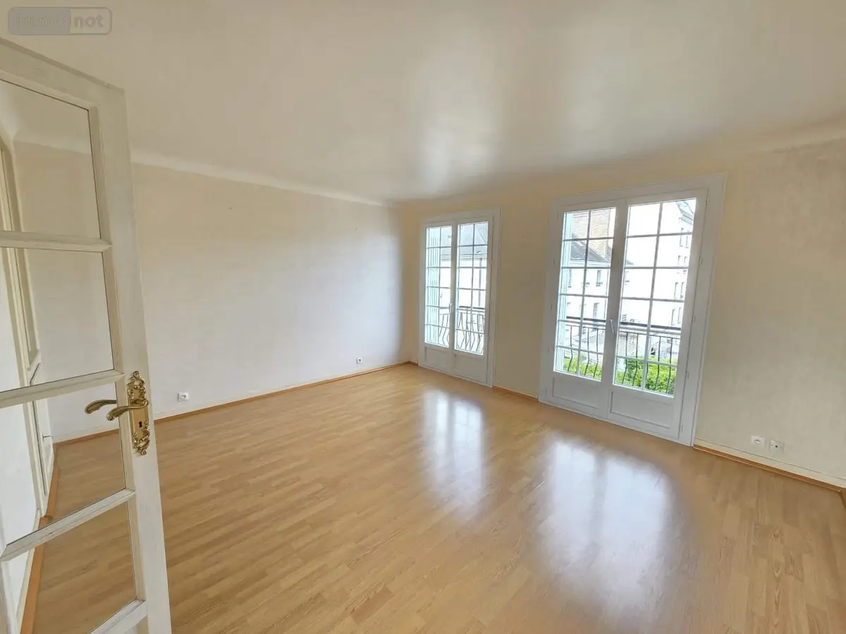 Appartement a vendre Tours 37000 Indre-et-Loire 37 63 m2 3 pièces 240000 euros 001/2502 001