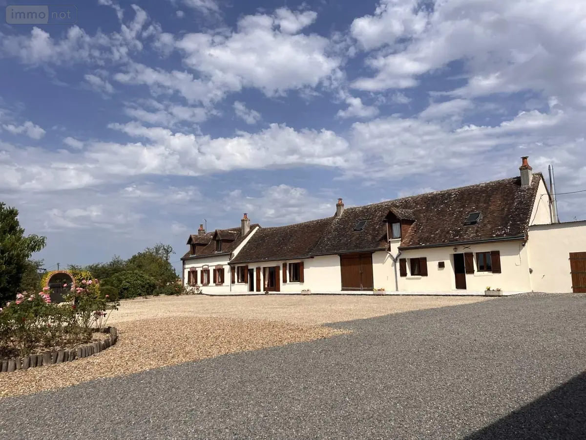 Maison a vendre Villedômer 37110 Indre-et-Loire 37 249 m2 9 pièces 335600 euros 003/2561 001