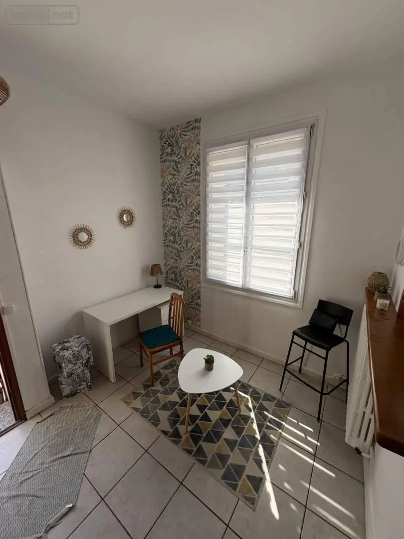 Location appartement Tours 37000 Indre-et-Loire 37 25 m2 1 pièce 530 euros 005/2067 001