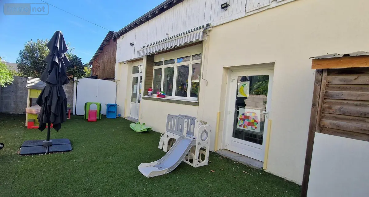 Fonds et murs commerciaux a vendre Tours 37000 Indre-et-Loire 37 102 m2 249600 euros 005/2075 001