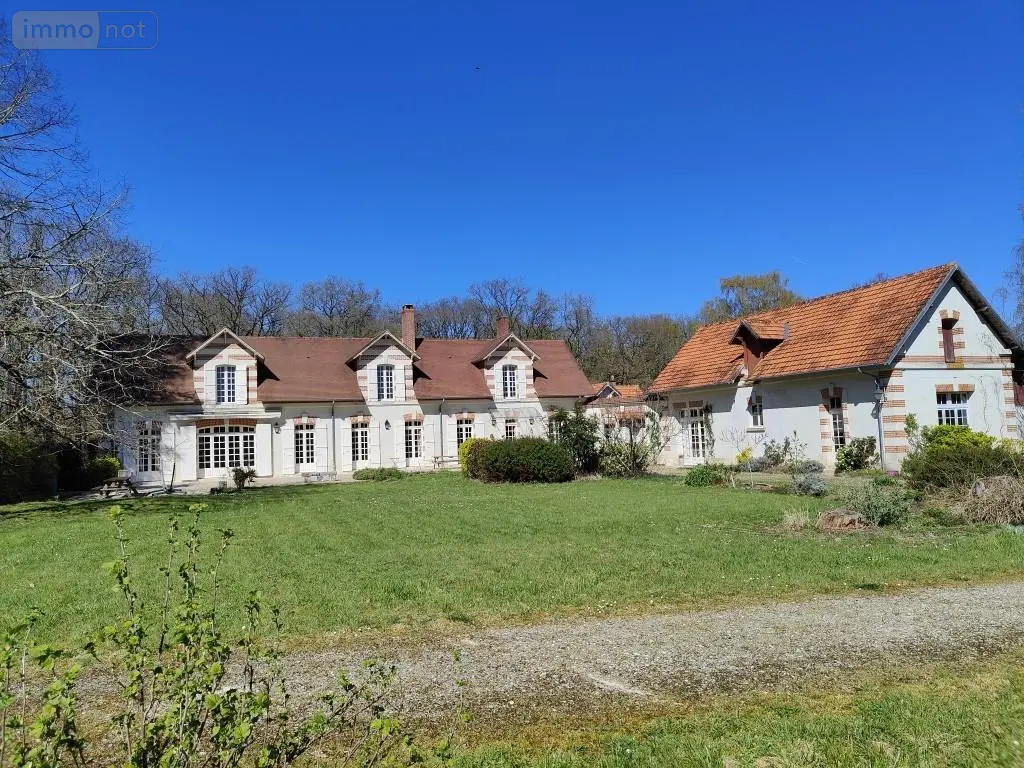 Propriete a vendre Vallières-les-Grandes 41400 Loir-et-Cher 41 361 m2 9 pièces 852800 euros 021/MA0778 001