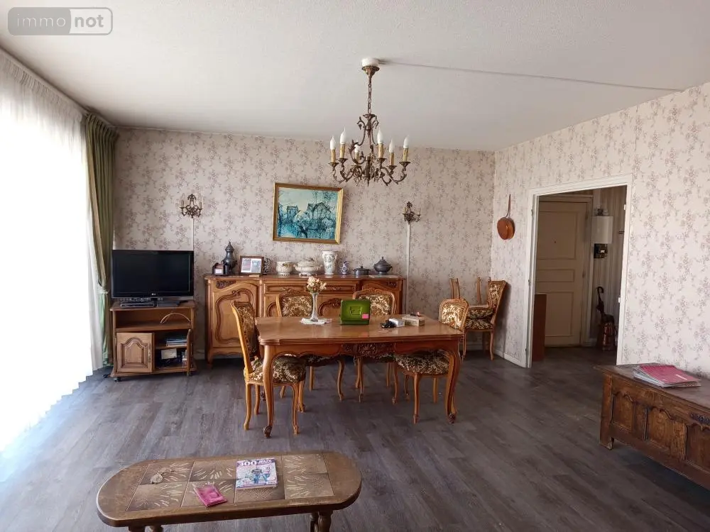 Appartement a vendre Tours 37000 Indre-et-Loire 37 99 m2 4 pièces 161200 euros 021/AP0108 001