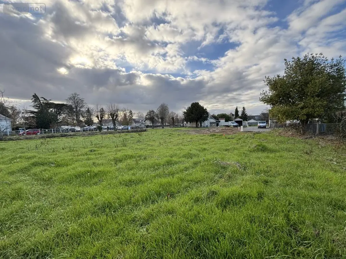 Terrain a batir a vendre Semblançay 37360 Indre-et-Loire 37 886 m2 106000 euros 37037/402C 001