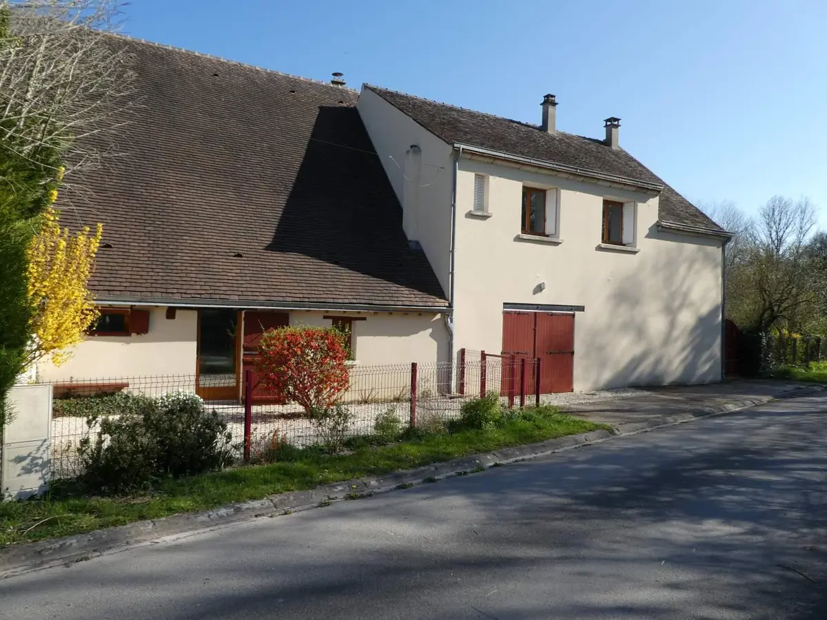 Maison a vendre Saint-Germain-des-Prés 45220 Loiret 45 141 m2 6 pièces 164000 euros 065/1219 001