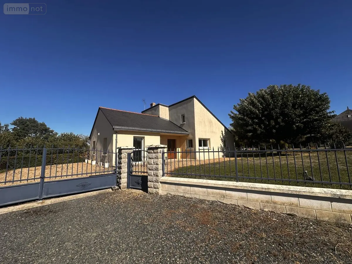 Maison a vendre Blou 49160 Maine-et-Loire 49 102 m2 4 pièces 199507 euros 49046/860 001