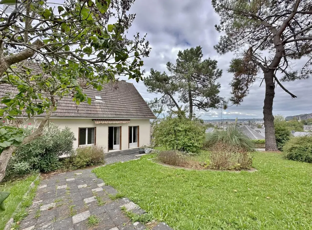 Maison a vendre Cherbourg-en-Cotentin 50100 Manche 50 122 m2 6 pièces 260800 euros 045/1772 001