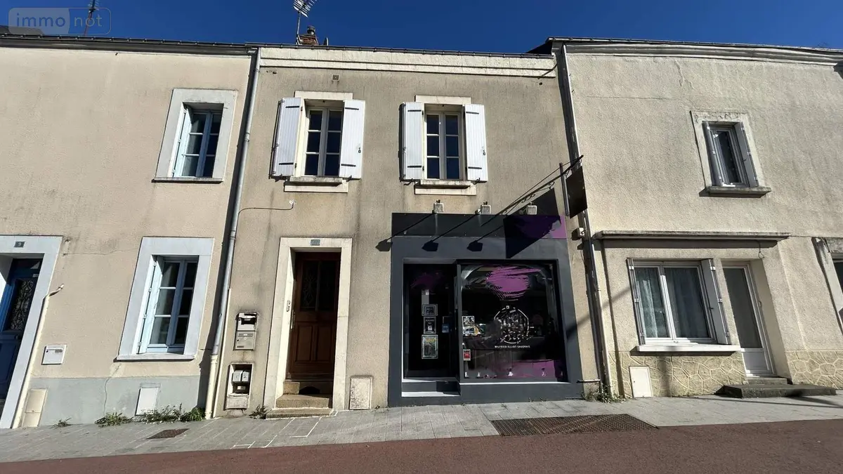Maison a vendre Château-Gontier-sur-Mayenne 53200 Mayenne 53 120 m2 5 pièces 157200 euros 028/2389 001