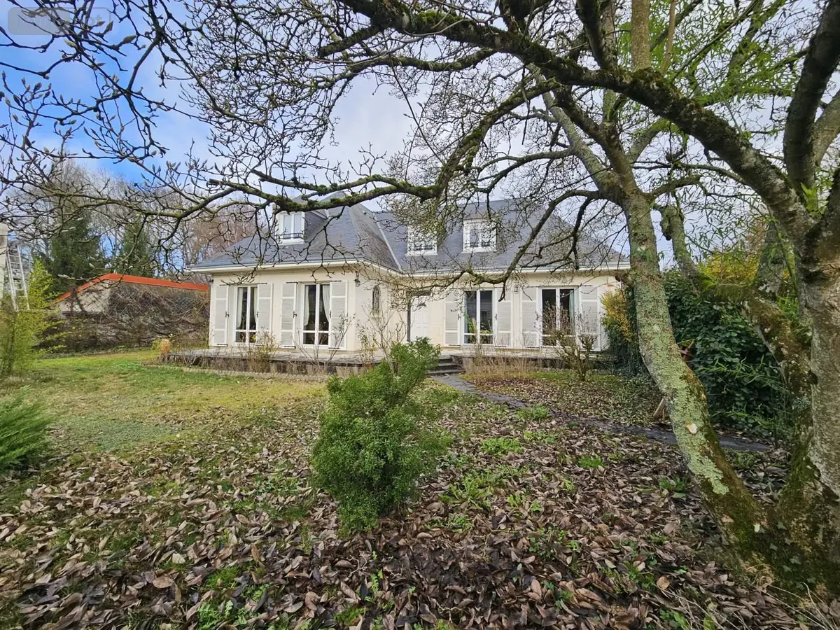 Maison a vendre La Chartre-sur-le-Loir 72340 Sarthe 72 227 m2 7 pièces 273000 euros 105954 001
