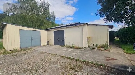 Fonds et murs commerciaux a vendre Saint-Saëns 76680 Seine-Maritime 76 200 m2 5 pièces 177300 euros 016/3020AM 001