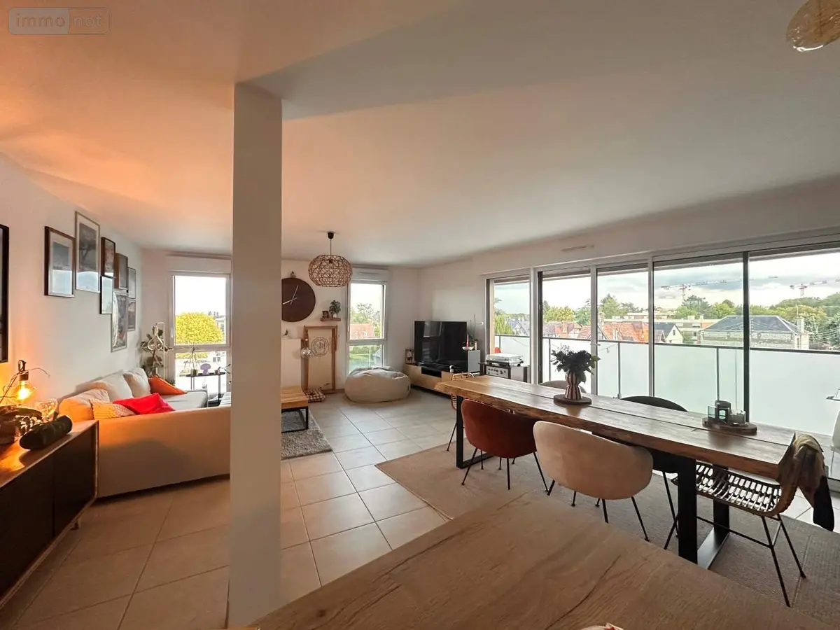 Location appartement Bois-Guillaume 76230 Seine-Maritime 76 89 m2 4 pièces 1050 euros 016/3081/SA 001