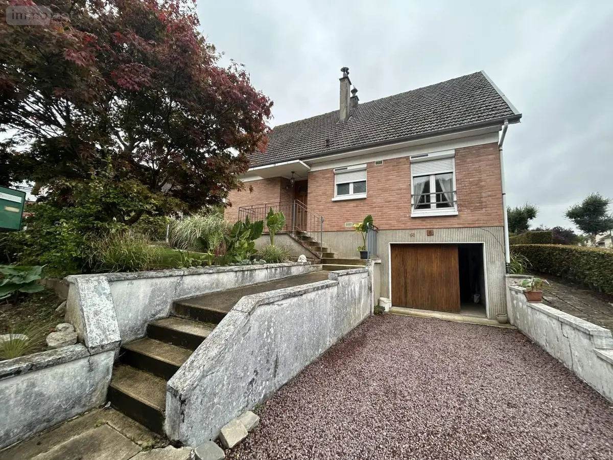 Maison a vendre Saint-Saëns 76680 Seine-Maritime 76 100 m2 6 pièces 151380 euros 016/3088/MAV 001