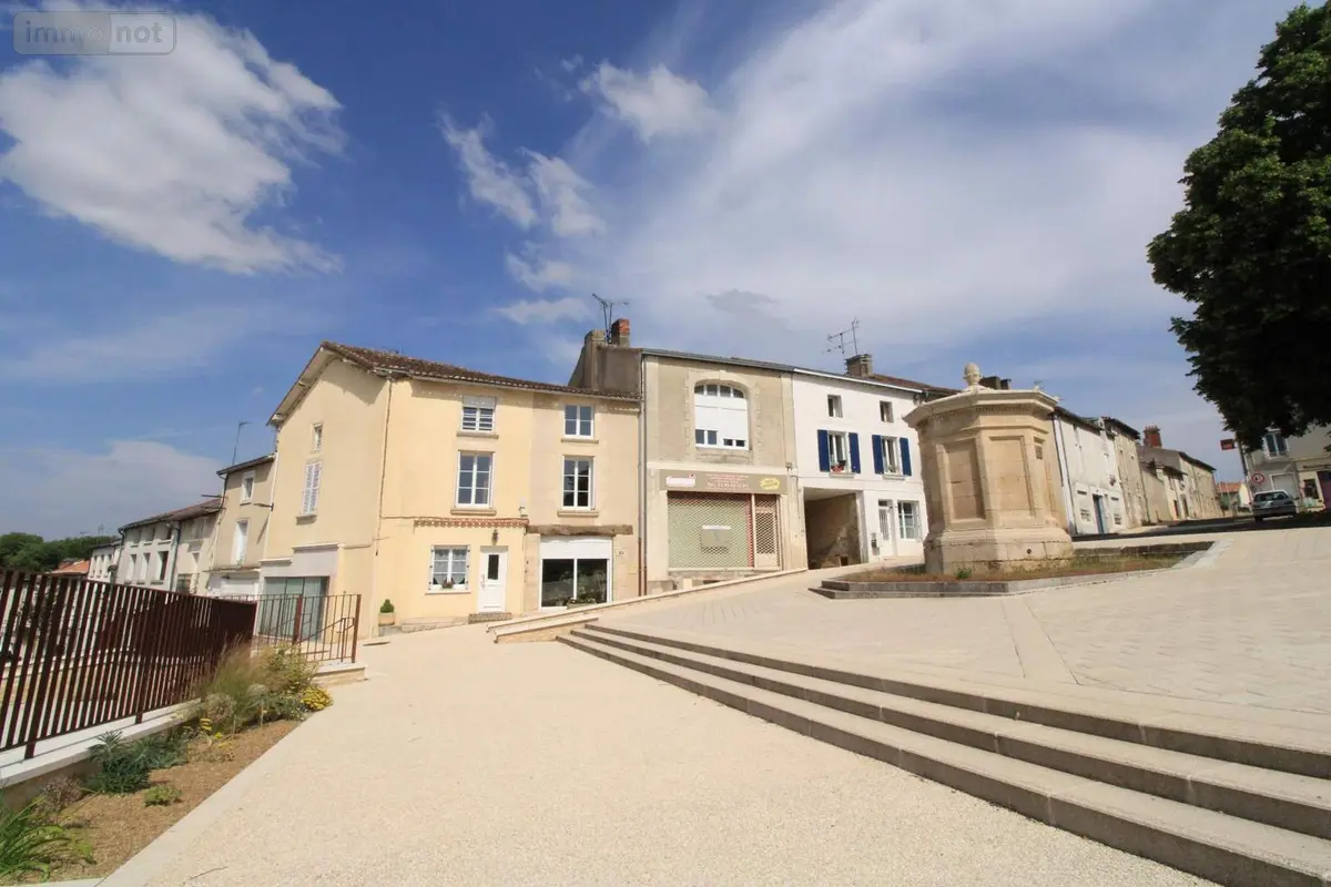 Maison a vendre Latillé 86190 Vienne 86 175 m2 9 pièces 227500 euros L1933 001