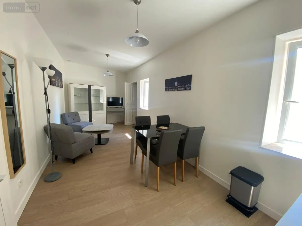 Location appartement Cluny 71250 Saône-et-Loire 71 40 m2 2 pièces 579 euros l800214378 001
