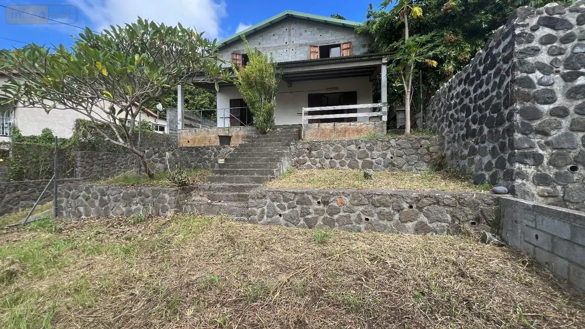 Maison a vendre Entre-Deux 97414 La Réunion 974 131 m2 5 pièces 254200 euros 97405-970747 001