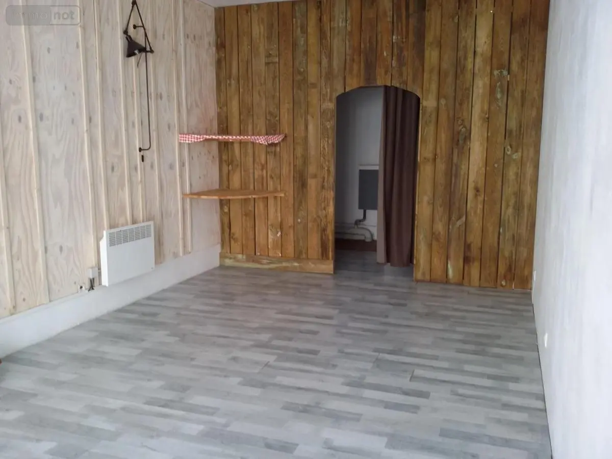 Location fonds et murs commerciaux Orbec 14290 Calvados 14 32 m2 380 euros 14058-L4 001