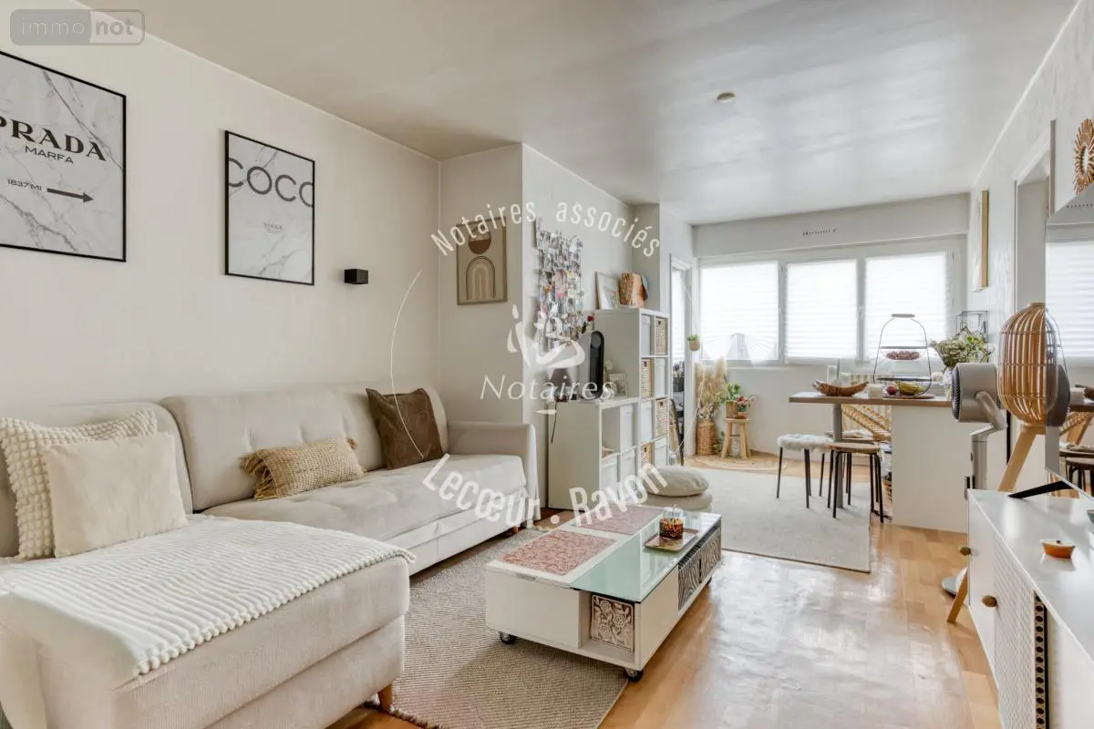 Appartement a vendre Noisy-le-Roi 78590 Yvelines 78 41 m2 2 pièces 159000 euros 92076-136 001