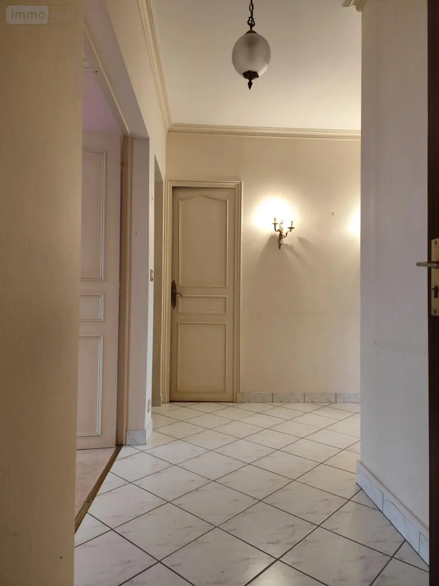 Location appartement Montargis 45200 Loiret 45 66 m2 2 pièces 685 euros 45052-L300 001