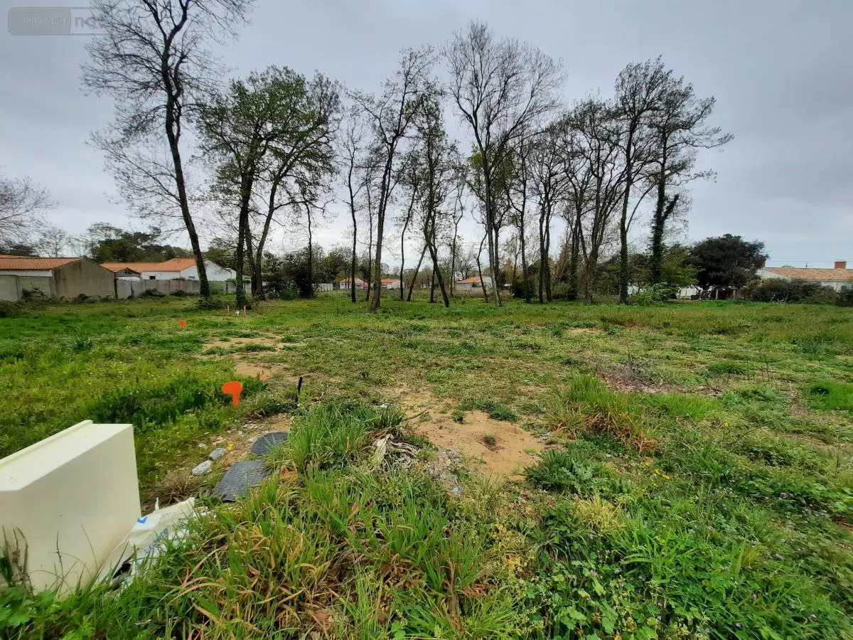 Terrain a batir a vendre Saint-Hilaire-de-Riez 85270 Vendée 85 172330 euros 85091-5159 001
