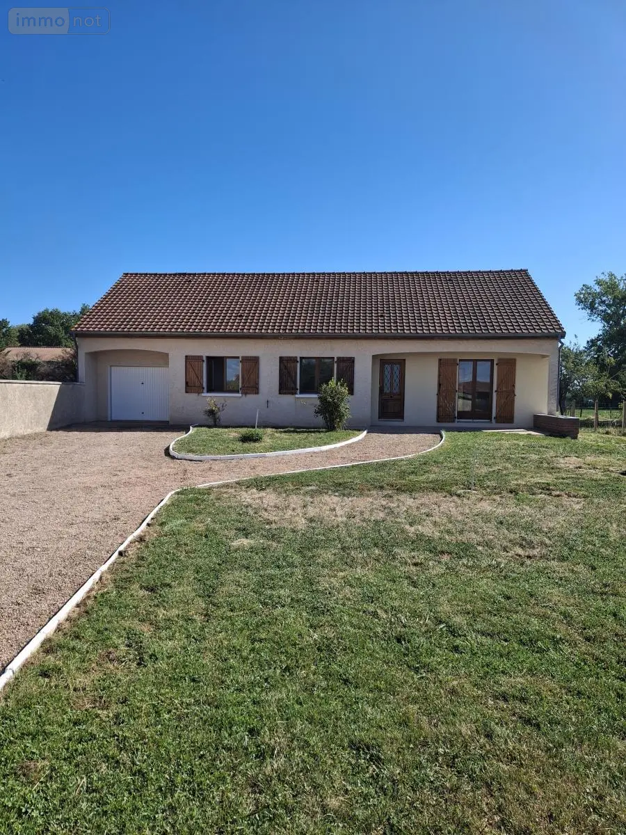 Location maison Saint-Pont 03110 Allier 03 91 m2 4 pièces 880 euros 03019-L119 001