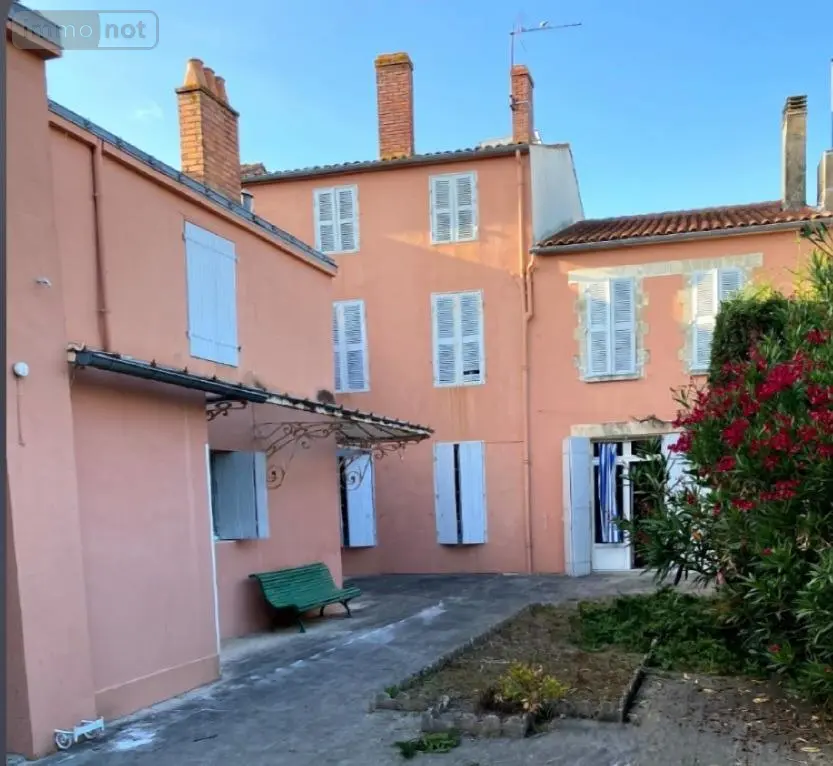Maison a vendre Marans 17230 Charente-Maritime 17 347 m2 13 pièces 364000 euros 17015-517 001