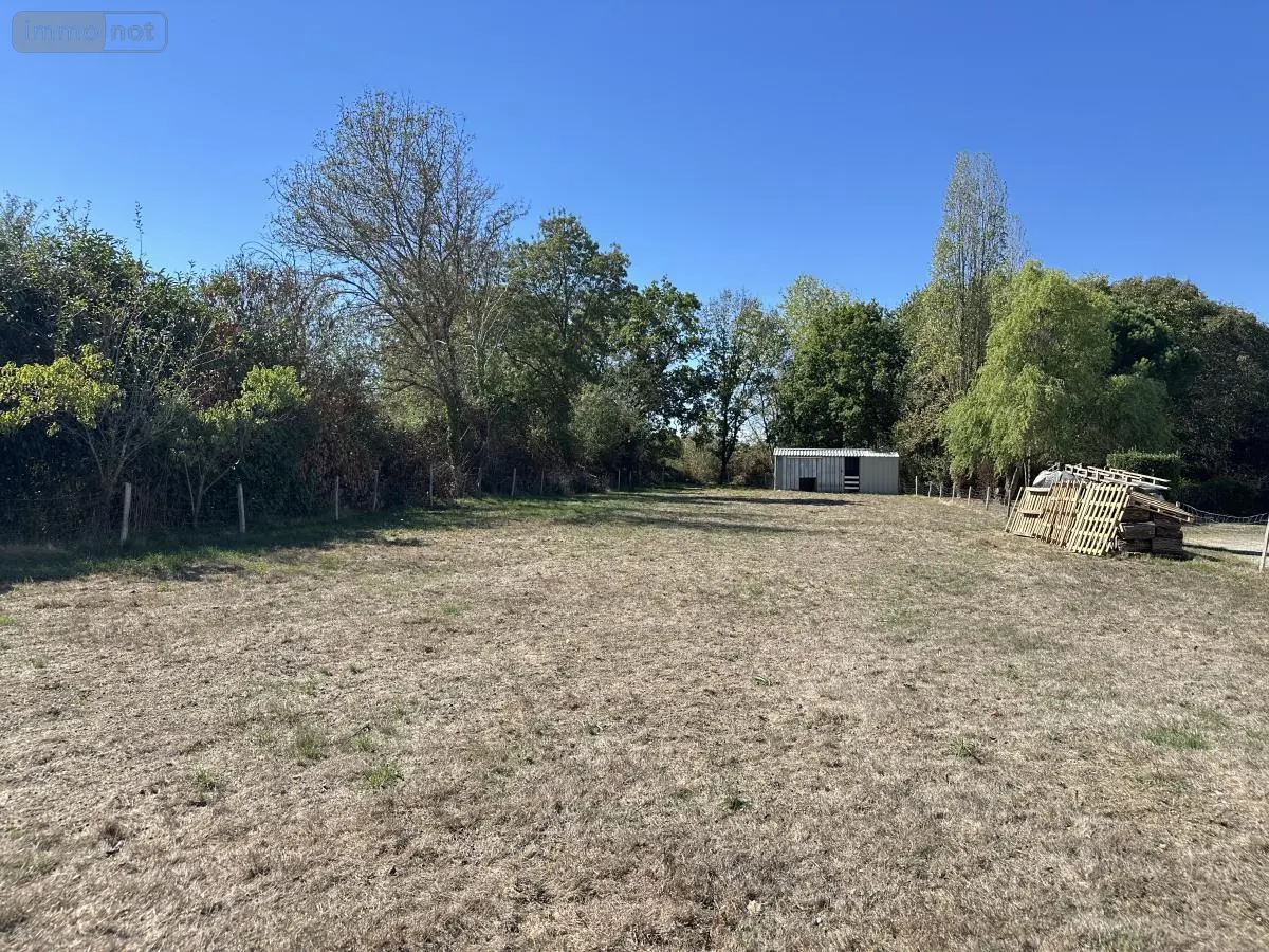 Terrain a batir a vendre La Rabatelière 85250 Vendée 85 74630 euros 85020-1536 001