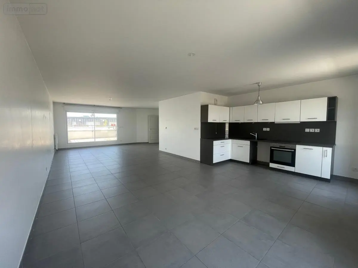 Location appartement Nantes 44000 Loire-Atlantique 44 108 m2 4 pièces 1765 euros 44039-L306 001