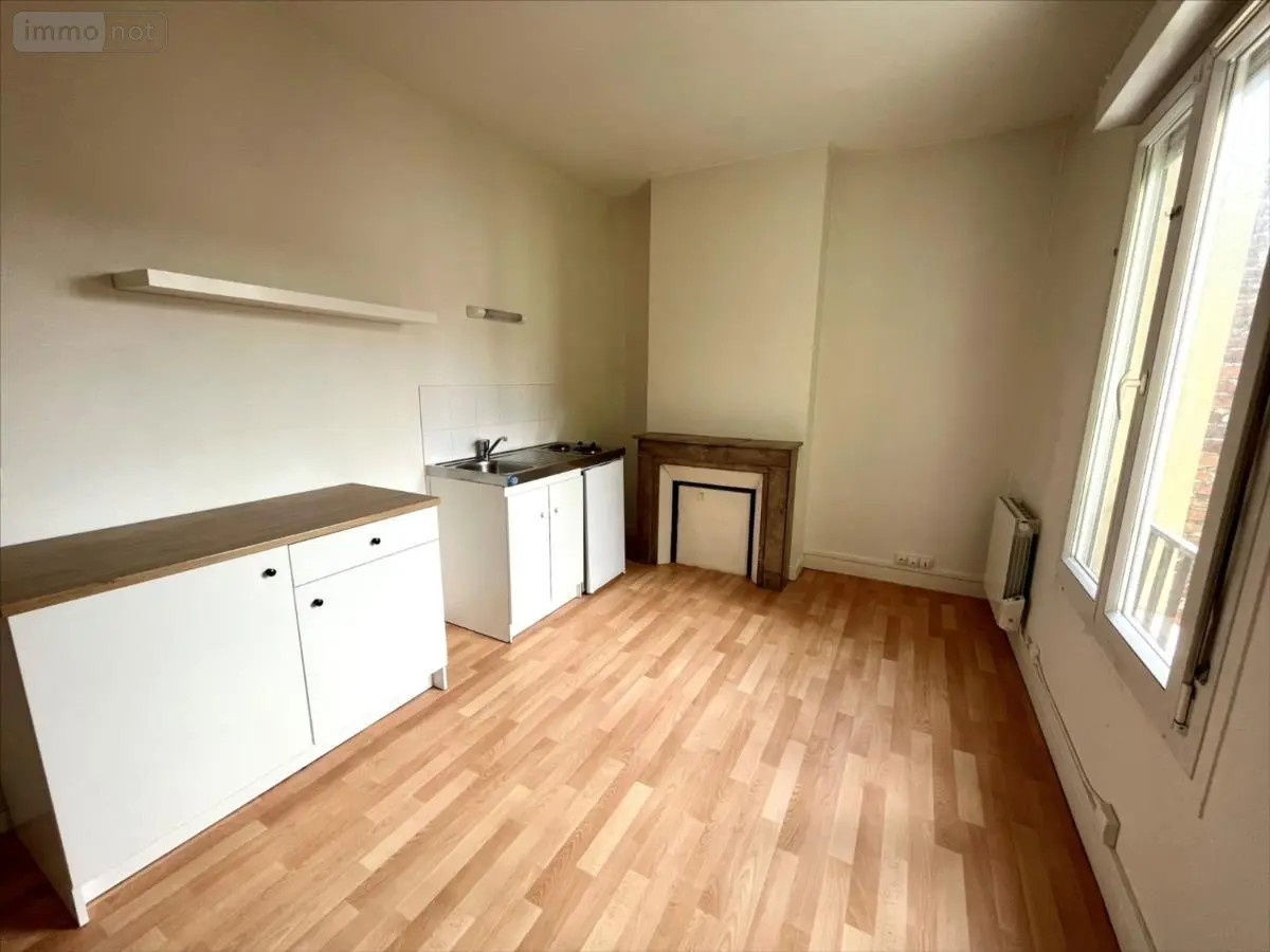 Location appartement Reims 51100 Marne 51 34 m2 2 pièces 553 euros LOCACHAVES2G 001