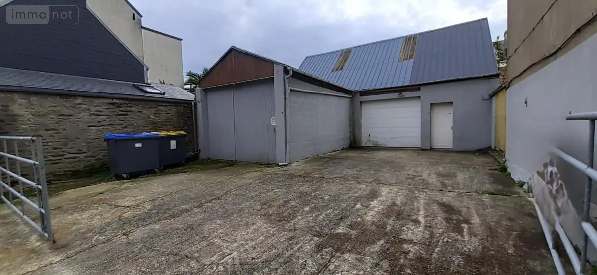 Location fonds et murs commerciaux Cherbourg-en-Cotentin 50100 Manche 50 130 m2 900 euros 50112-L56 001