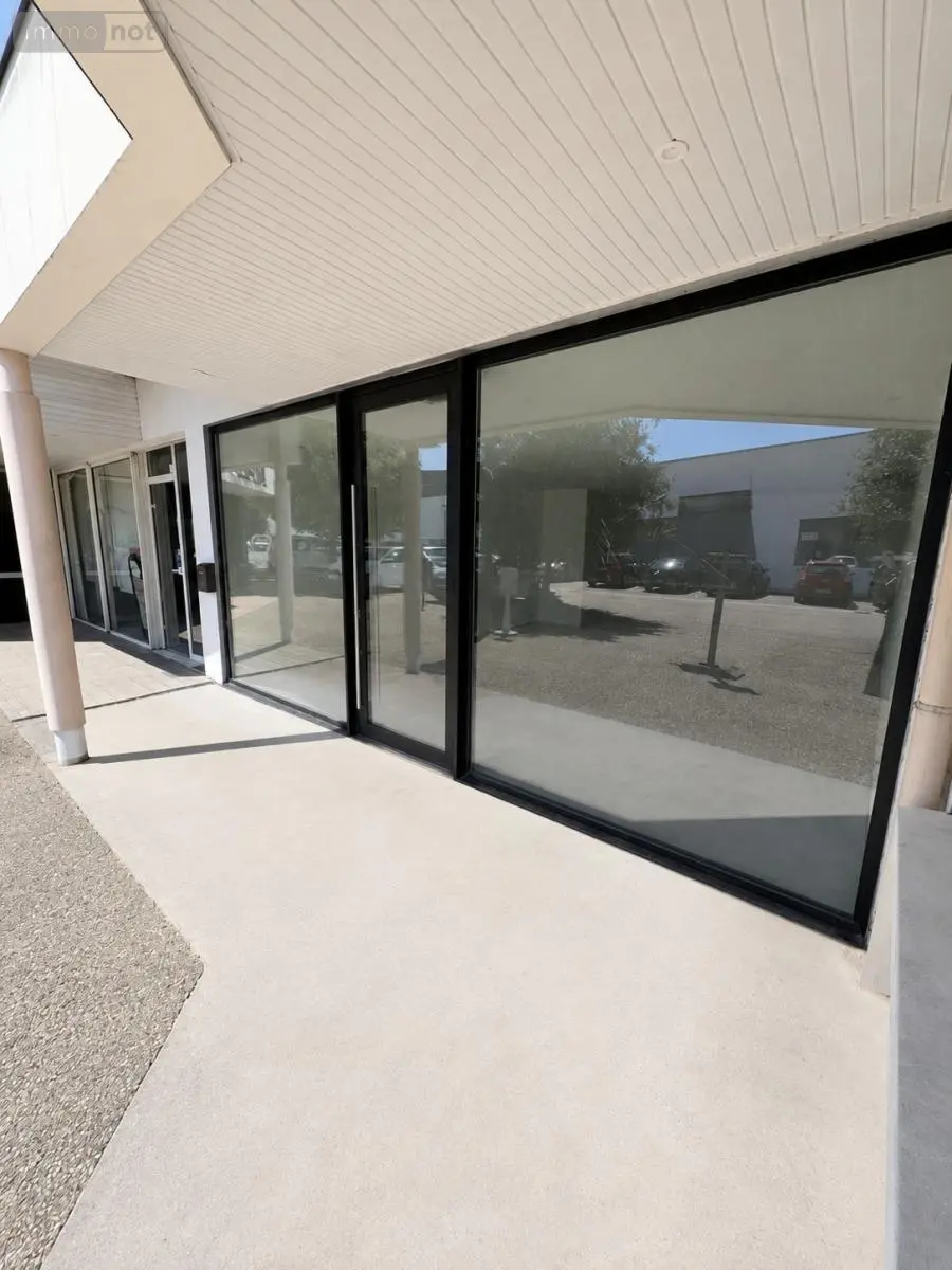 Fonds et murs commerciaux a vendre Ploeren 56880 Morbihan 56 49 m2 1 pièce 115390 euros 56094-163 001