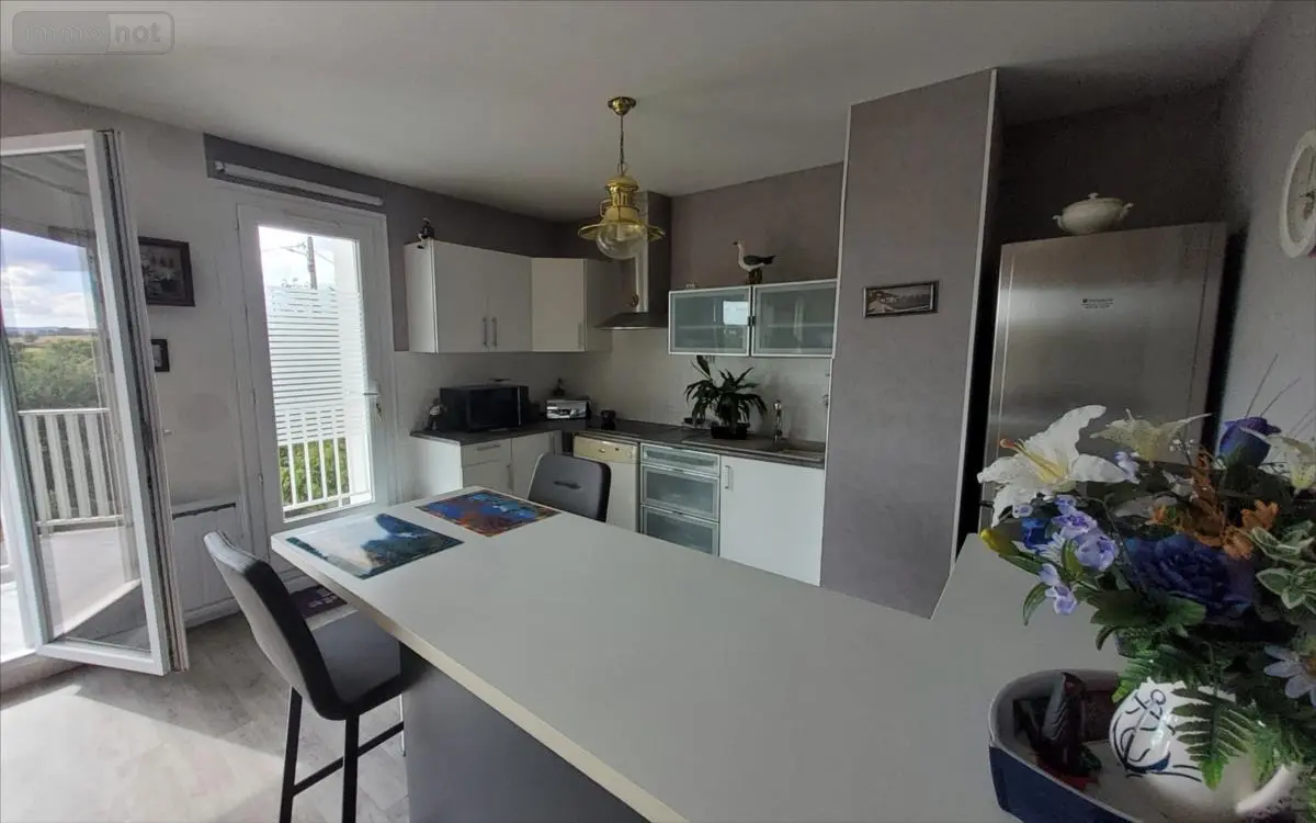 Appartement a vendre Carhaix-Plouguer 29270 Finistère 29 106 m2 5 pièces 141750 euros 29066-339851 001
