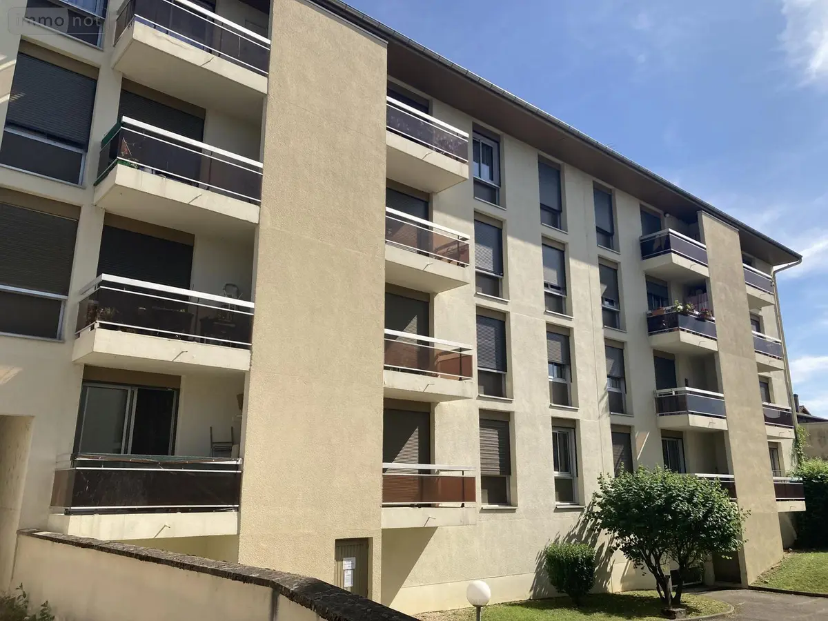 Appartement a vendre Ambérieu-en-Bugey 01500 Ain 01 76 m2 3 pièces 128000 euros VA2901-01032 001