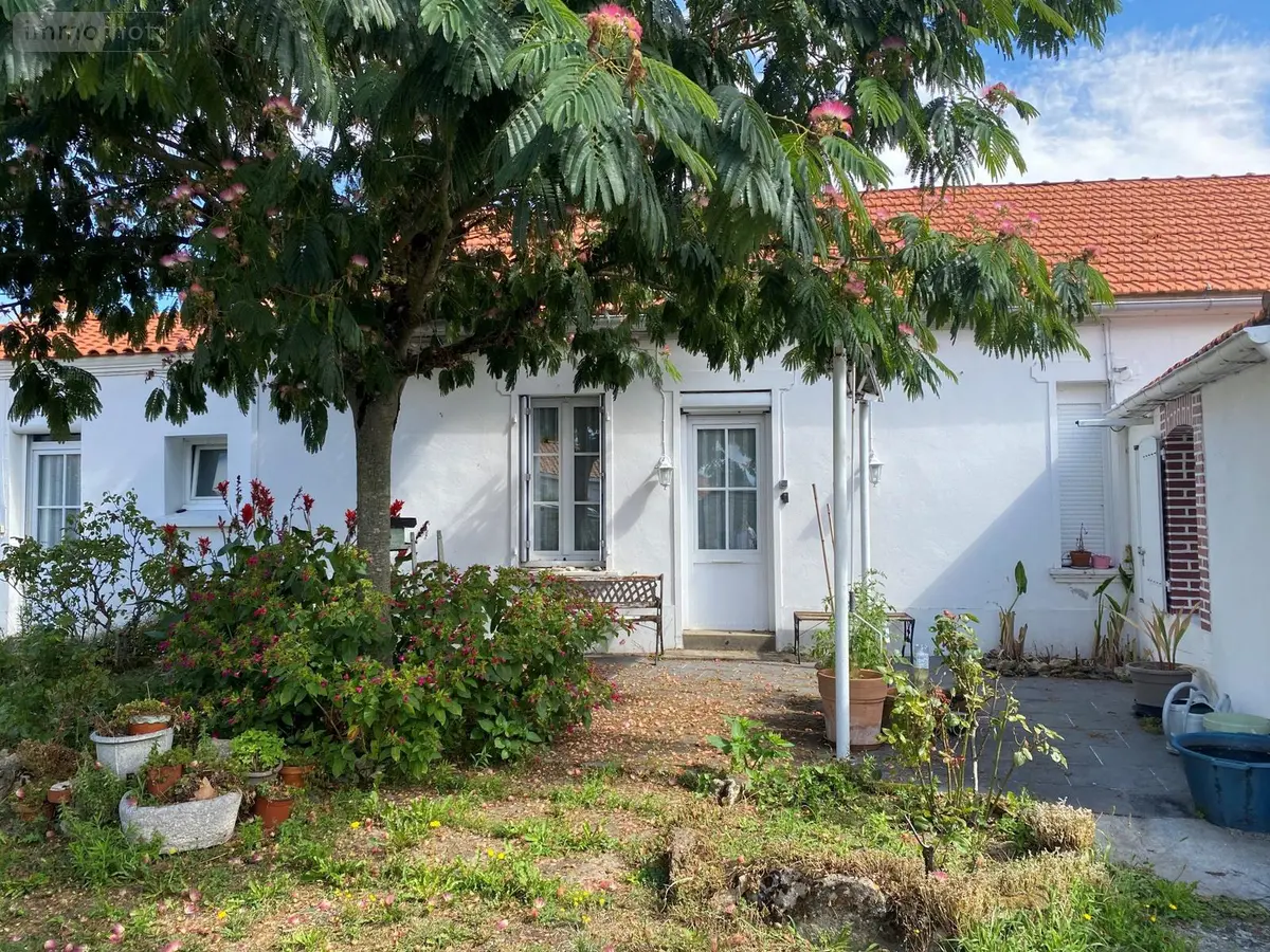 Maison a vendre Saint-Gervais 85230 Vendée 85 132 m2 5 pièces 207970 euros 092/M2573-85092 001