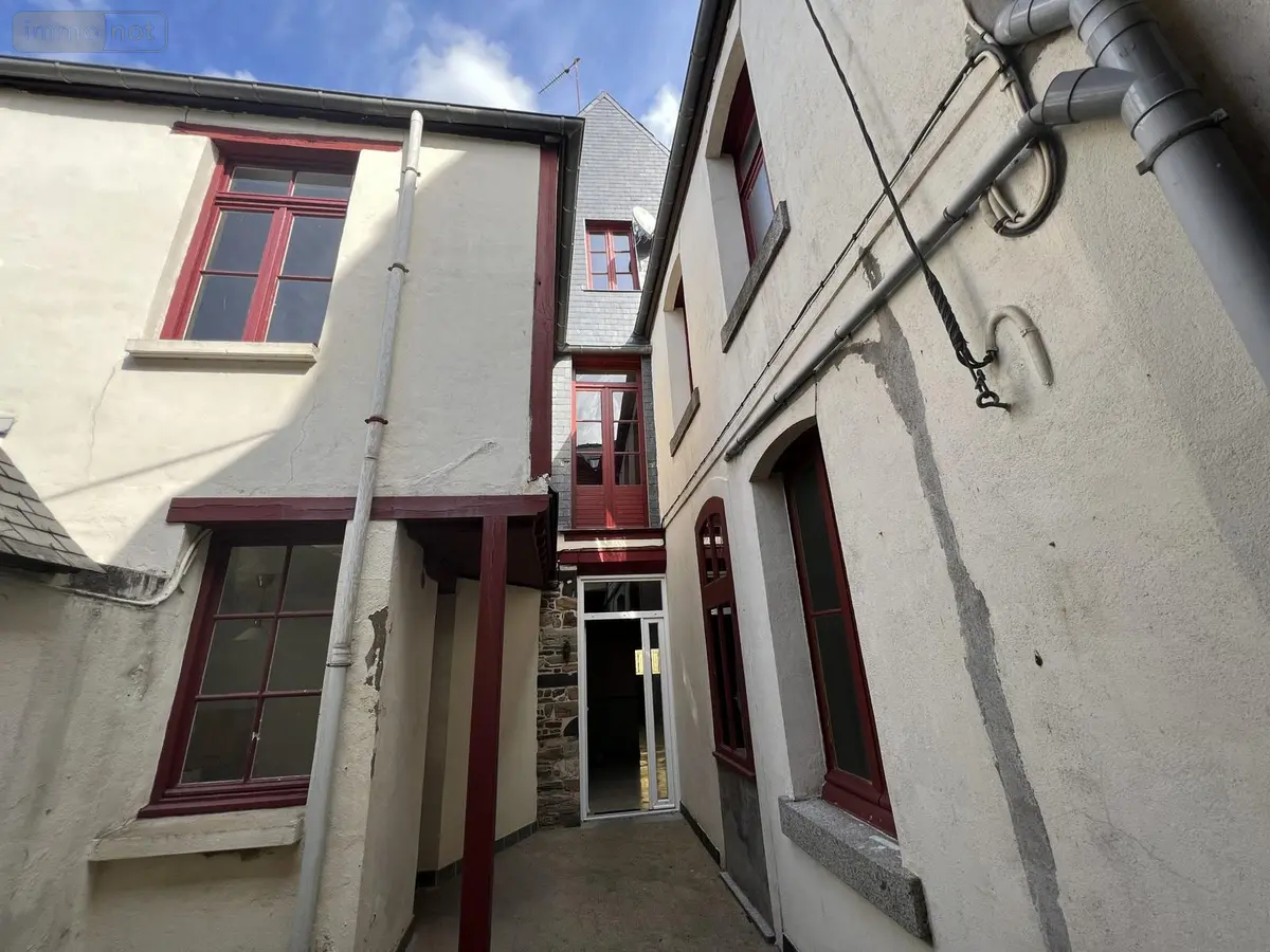 Maison a vendre Châteaugiron 35410 Ille-et-Vilaine 35 150 m2 6 pièces 239480 euros VM2387-35018 001