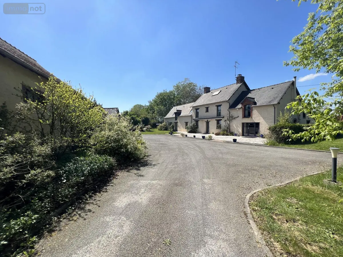 Maison a vendre Domloup 35410 Ille-et-Vilaine 35 280 m2 8 pièces 698420 euros VM2411-35018 001