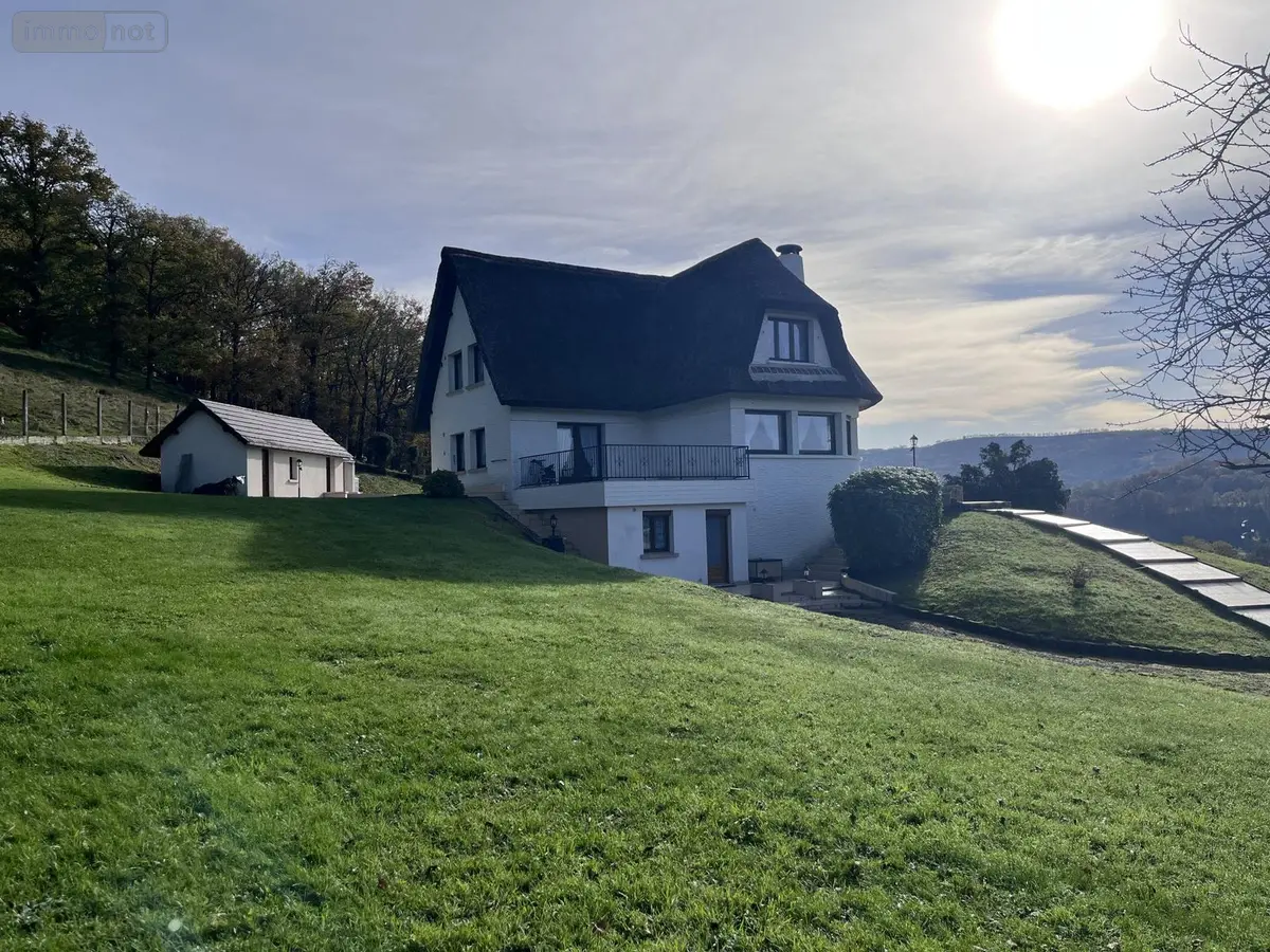 Maison a vendre Ydes 15210 Cantal 15 196 m2 6 pièces 371000 euros 93T-15029 001