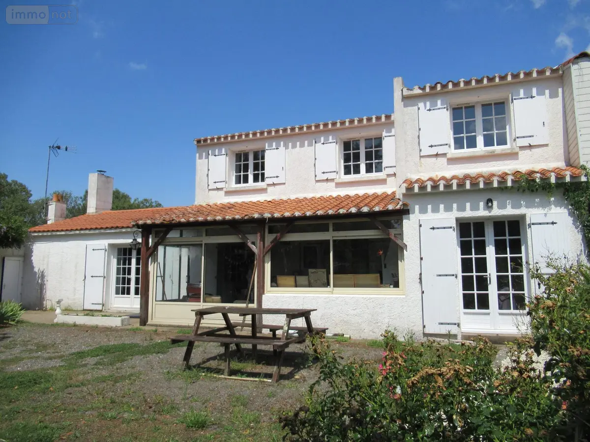 Maison a vendre Bois-de-Céné 85710 Vendée 85 134 m2 7 pièces 188400 euros 999/M/2313-85092 001