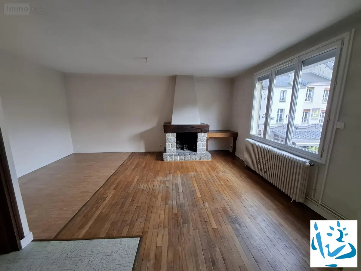 Location appartement Mortagne-au-Perche 61400 Orne 61 129 m2 6 pièces 737 euros SVA02-61091 001