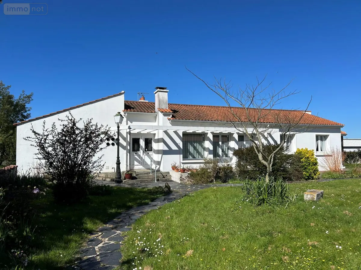 Maison a vendre Beauvoir-sur-Mer 85230 Vendée 85 183 m2 8 pièces 260500 euros VM5759-85092 001