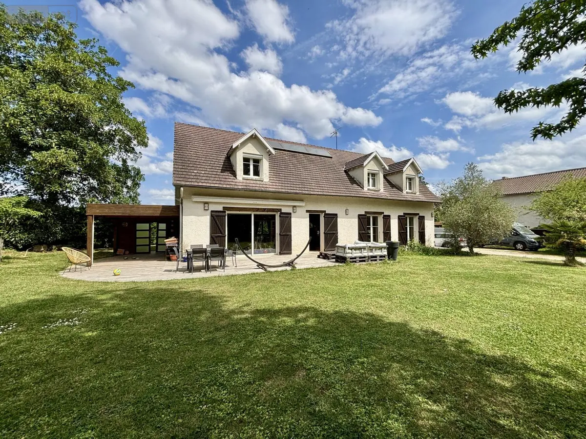 Maison a vendre Poitiers 86000 Vienne 86 235 m2 9 pièces 480000 euros VM576-86001 001