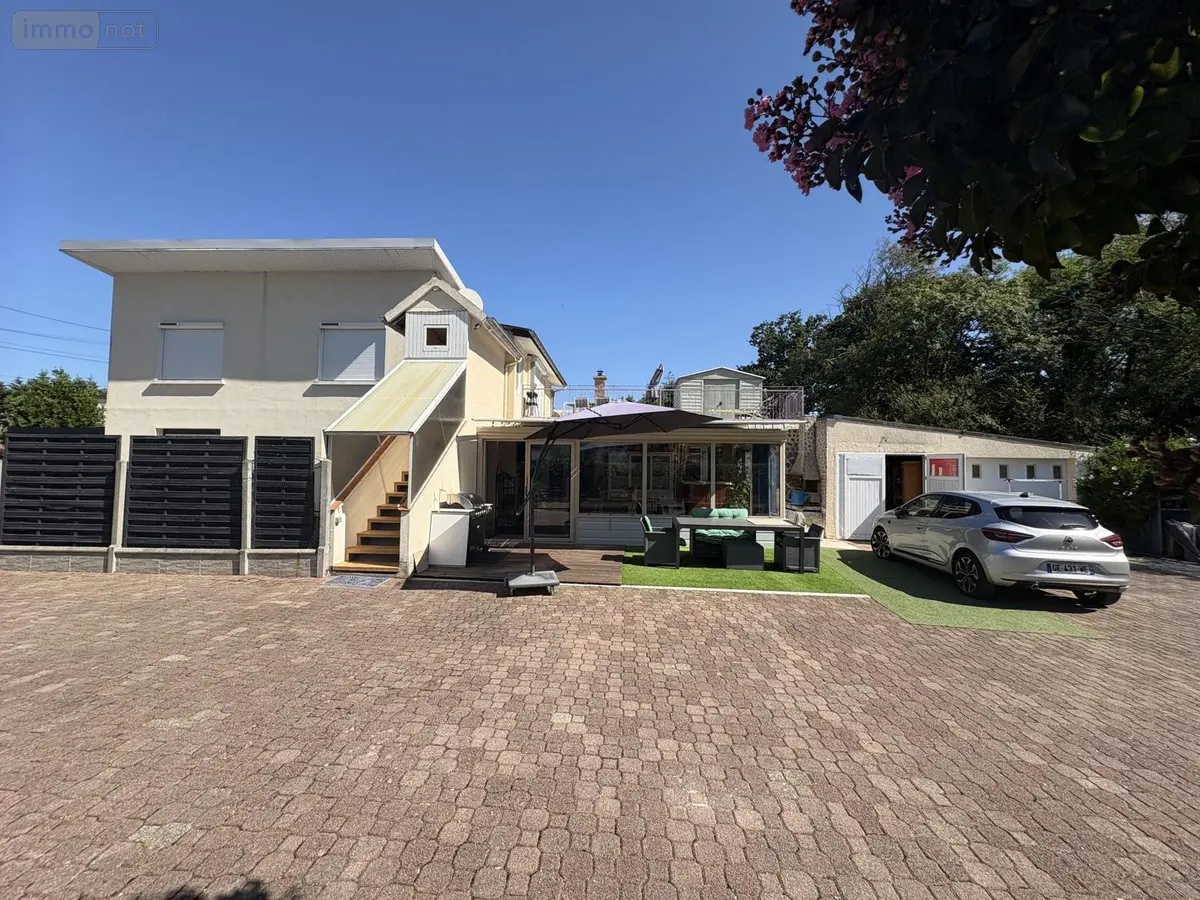 Maison a vendre Jullouville 50610 Manche 50 135 m2 7 pièces 333320 euros VM3944-50026 001