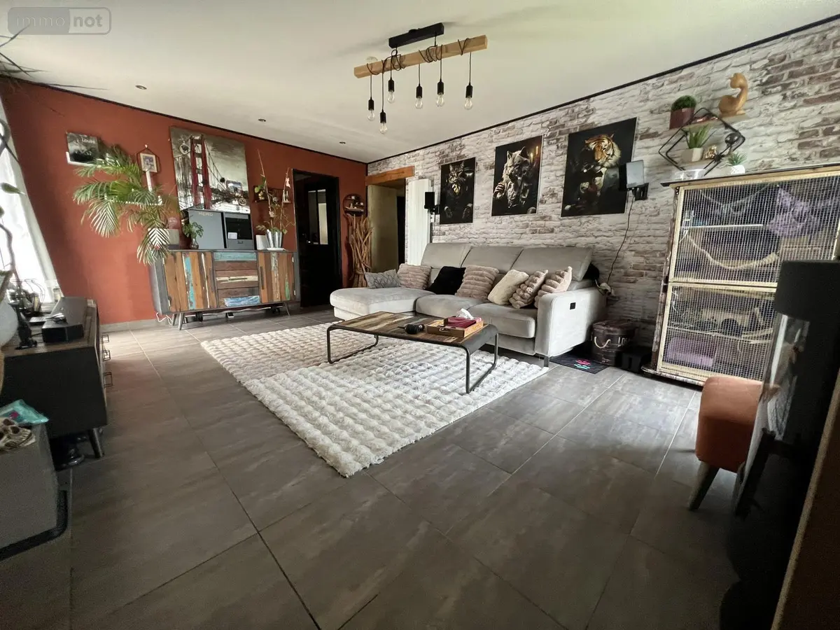 Maison a vendre Noyal-sur-Vilaine 35530 Ille-et-Vilaine 35 106 m2 5 pièces 289200 euros VM2524-35018 001