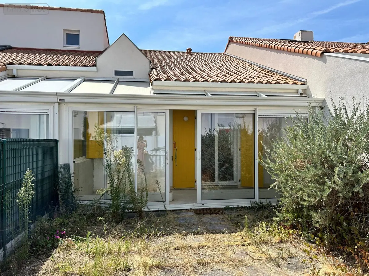 Appartement a vendre Saint-Hilaire-de-Riez 85270 Vendée 85 24 m2 2 pièces 106000 euros 092/M/2586-85092 001