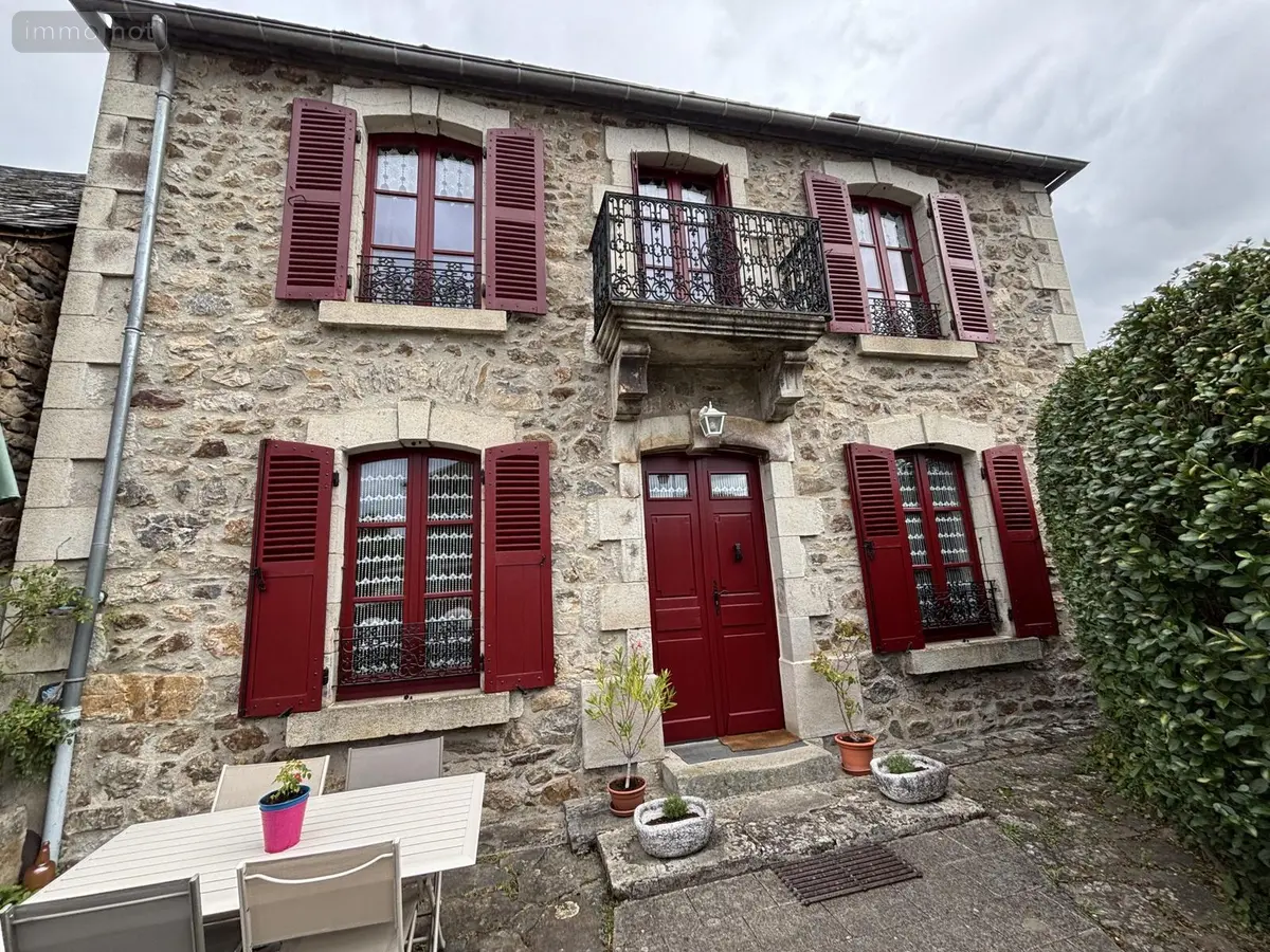 Maison a vendre Antignac 15240 Cantal 15 137 m2 6 pièces 201400 euros 128T-15029 001
