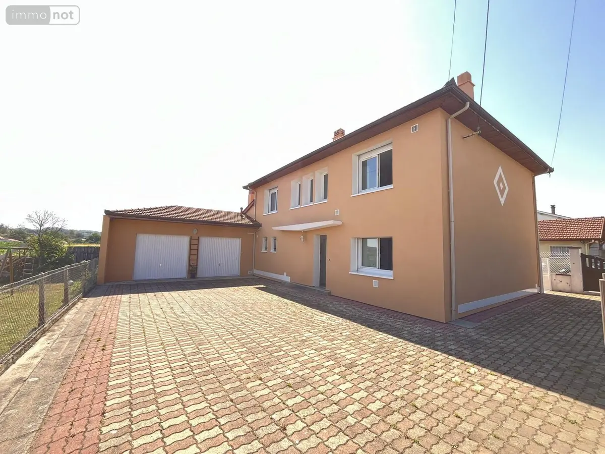 Immeuble de rapport a vendre Bernac-Debat 65360 Hautes-Pyrénées 65 193 m2 322400 euros VI118-65003 001