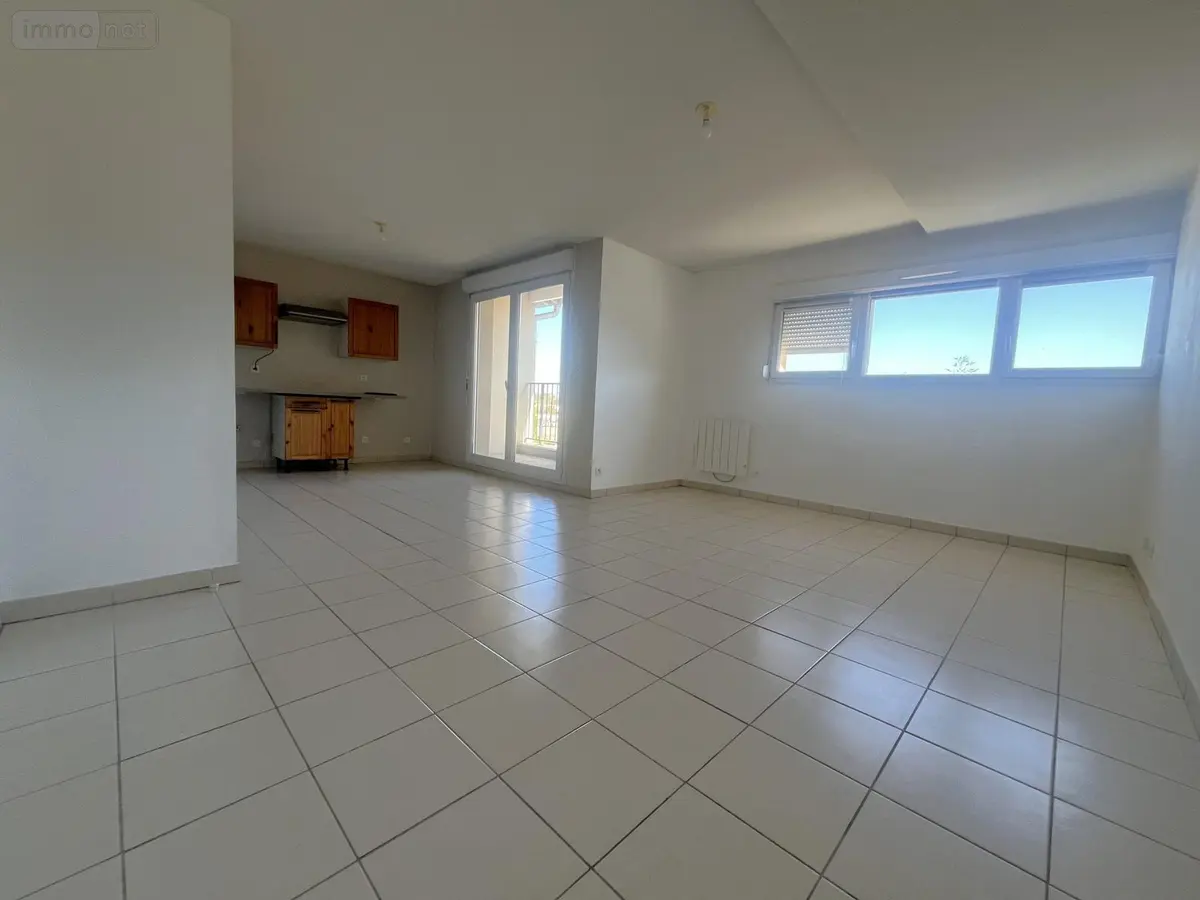 Location appartement Ambérieu-en-Bugey 01500 Ain 01 57 m2 3 pièces 740 euros LA2950-01032 001